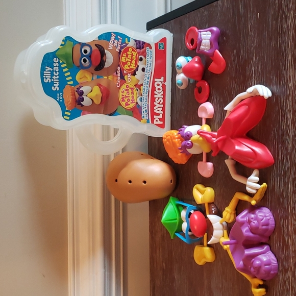 2XHP💖 Vnt Playskool Mr. or Mrs Potato Head Silly Suitcase 26 Pc Complete Hasbro - Picture 5 of 10